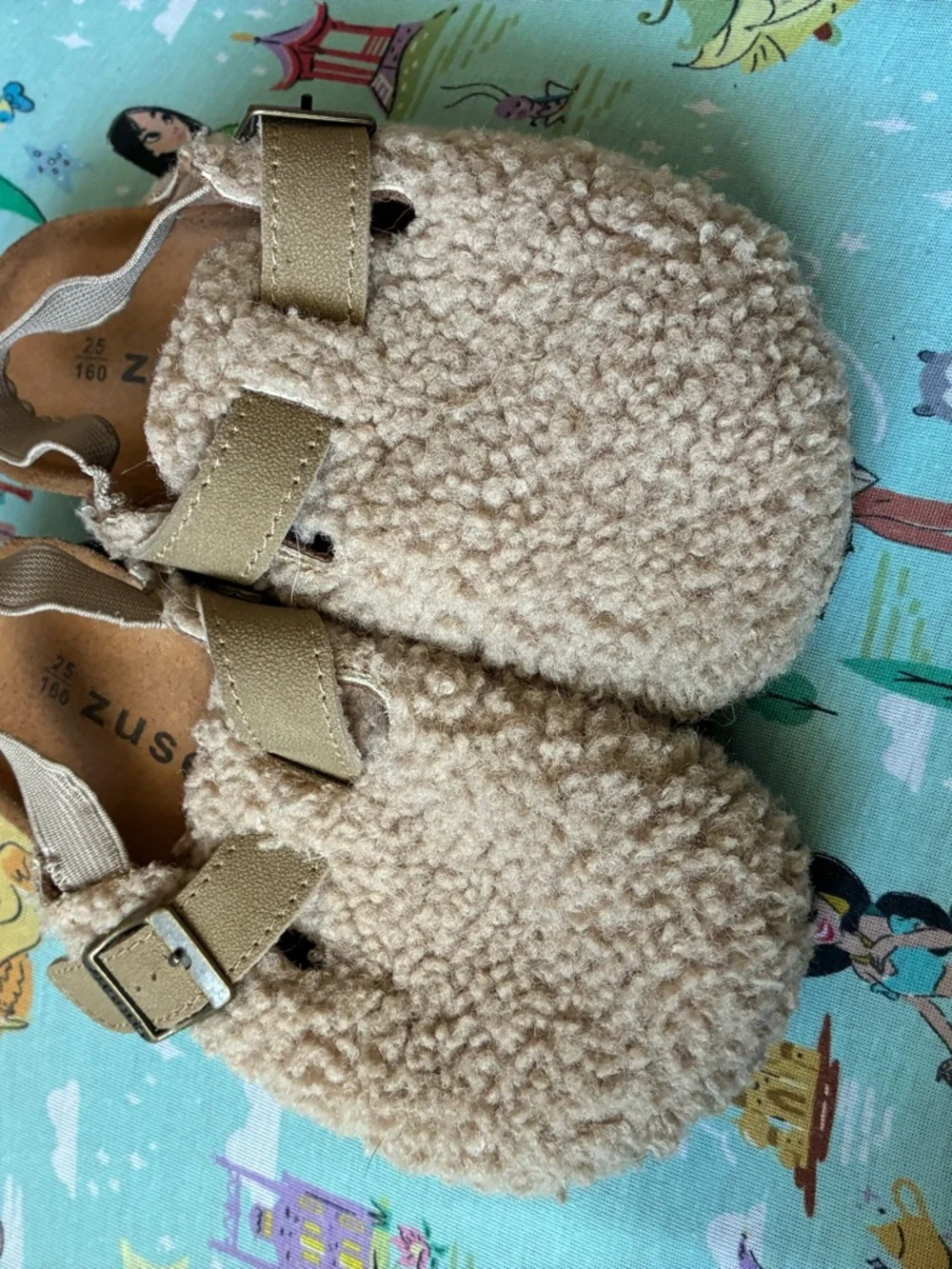 Kids Cream Faux-Shearling Slip-On Shoes